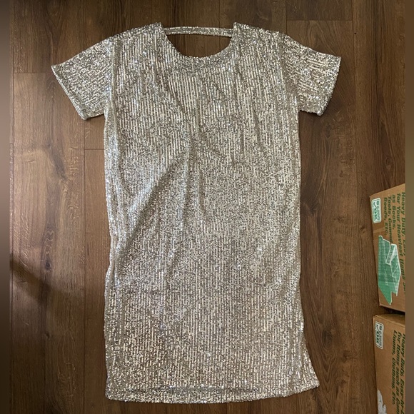Sequin dress from asos brand new with tags never worn sx12 - Picture 5 of 6